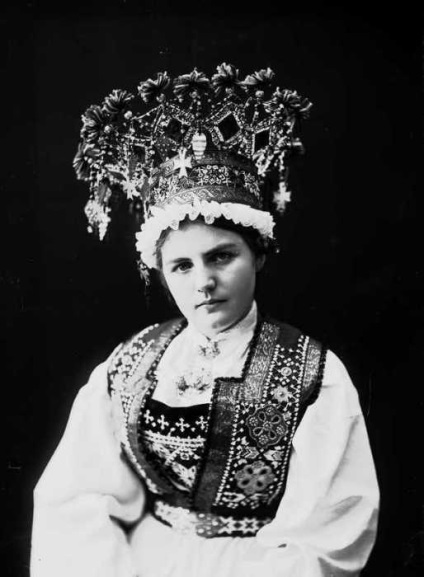 20 fotografii fermecătoare mireasa norvegiană în costume naționale de nunta (norvegiană) mireasa norvegiană 20 de fotografii fermecătoare în costume naționale de nunta