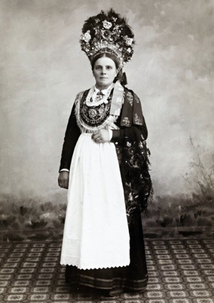 mireasa norvegiană 20 de fotografii fermecătoare în costume naționale de nunta (fotografii) mireasa norvegiană 20 de fotografii fermecătoare în costume naționale de nunta