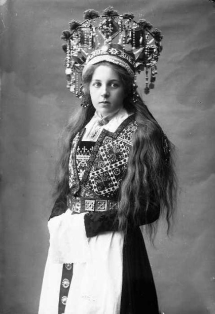 20 fotografii fermecătoare mireasa norvegiană în costume naționale de nunta (naționale) mireasa norvegiană 20 de fotografii fermecătoare în costume naționale de nunta