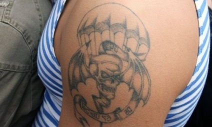 Military Tattoo (tatuaj) tatuaj militar