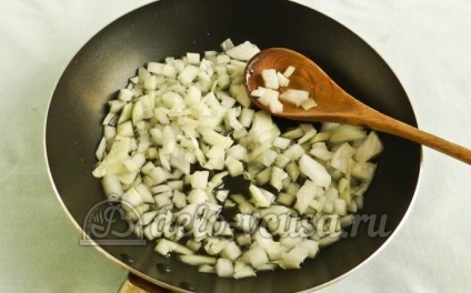 reteta de pui Benderiki cu o fotografie - un pas cu pas de gătit clatite cu carne de pui (clatite cu carne de pui incremental) reteta de pui Benderiki cu o fotografie - un pas cu pas clatite cu carne de pui gătit