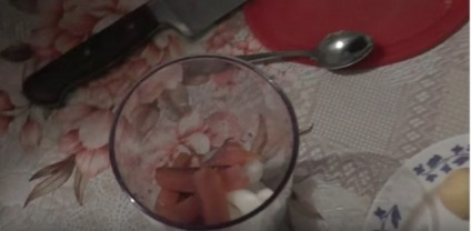 calmari alimentare (tăiate în fâșii mici) Mâncăruri de calmari