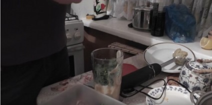 calmari alimentare (tăiate în fâșii mici) Mâncăruri de calmari