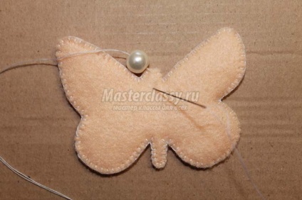 Butterfly Brosa din pâslă, cu mâinile lor (fluture din pâslă) Butterfly Brosa din pâslă, cu mâinile lor
