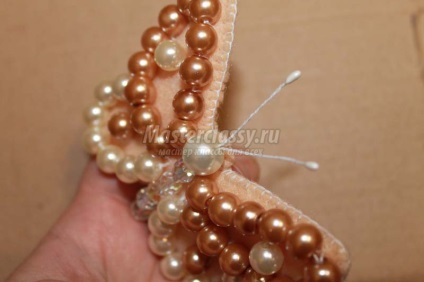 Butterfly Brosa din pâslă, cu mâinile lor (fluture din pâslă, cu mâinile lor) Butterfly Brosa din pâslă, cu mâinile lor