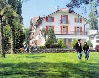 Școlile private din străinătate (nivelul Consiliului scalei) Școlile private din străinătate