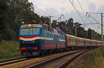 Ceea ce este diferit de tren electric (tren) Ceea ce este diferit de tren electric