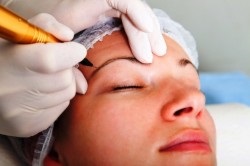 Ceea ce este diferit de tatuaj permanent make-up (I) Ceea ce este diferit de tatuaj machiaj permanent