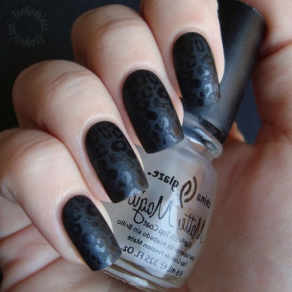 Design negru de unghii (unghii) Design unghiile negre