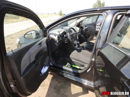 Chevrolet Aveo sau Almera nissan, avtoblog (Almera) Chevrolet Aveo sau Almera nissan, avtoblog