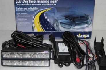 Ce este luminile de zi care rulează pe mașini, modul de a alege și care sunt rating Standard și DRL (a) Ce este luminile de zi care rulează pe mașini, modul de a alege și care sunt DRL GOST și de rating