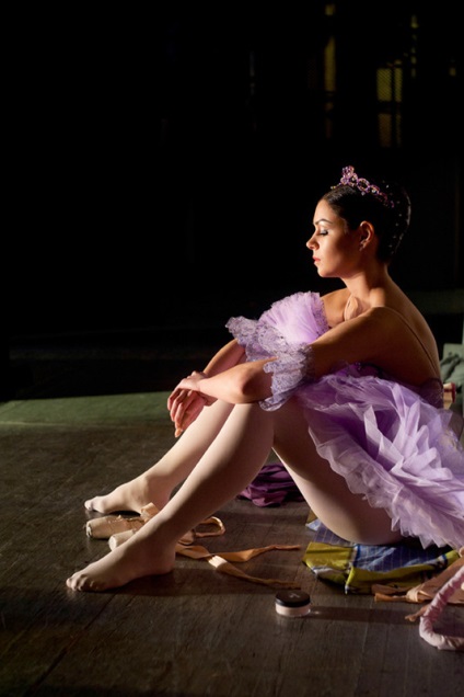 Există un astfel de fotograf balet profesie, balerina - e dressing (balet) Există o astfel de profesie fotograf balet, balerina - e dressing