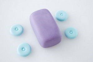 Cifrele din masticul cu mâinile lor (lor) Cifrele din masticul cu mâinile lor