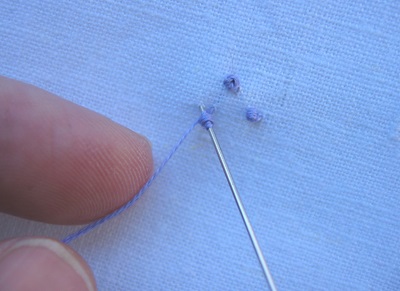nod franceză în broderie - cu brațele ei înșiși (franceză nod broderie) nod franceză în broderie - face cu mâinile