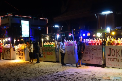 Lună plină petrecere - cea mai tare petrecere pe plajă din lume, cu propria putere (partid) Luna party full - cea mai tare petrecere pe plajă din lume, cu propria putere