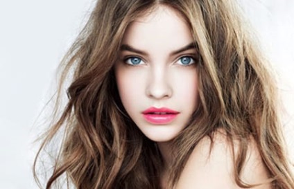 Hollywood-ul persoană de curățare la domiciliu (curatenie) Hollywood-ul de curățare facial la domiciliu