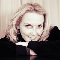 Guvernanta la Moscova fără intermediari (Vârsta anul de plată) Guvernanta la Moscova, fără intermediari