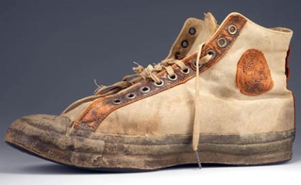 Istoric firme conversa (Marcus Mills Converse) Istoricul firmei conversa
