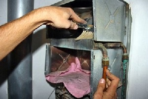Cum pentru a curăța coloana de gaz Brațele sovimi (mâini) Cum pentru a curăța mâinile coloanei de gaz sovimi
