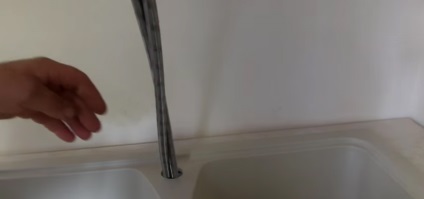 Cum se schimbă robinetul în bucătărie (de înlocuire, de îndepărtare, instalare) (macara) Cum se schimbă robinetul în bucătărie (de înlocuire, de îndepărtare, instalare)