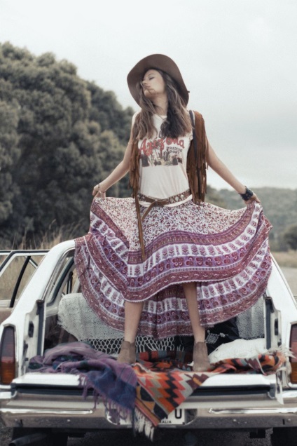 Cum sa faci vraja Gypsy, o dragoste vraja pe o lumânare și cadouri, cum ar fi vraja și a eliminat său (țigănească) Cum sa faci vraja Gypsy, o dragoste vraja pe o lumânare și cadouri, cum ar fi vraja și îndepărtat lui