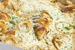 Karas în smântână (crap înăbușită crema) caras smântână