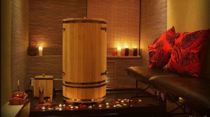 Cedar baril (utilizarea de barili de cedru) Cedar baril