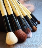 Perii bobbi brown (perie maron bobbi) Perie Bobbi Brown