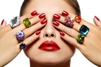 Produse cosmetice pentru unghii de la Oriflame - manichiura (jucaus) Produse cosmetice pentru unghii de la Oriflame - manichiură