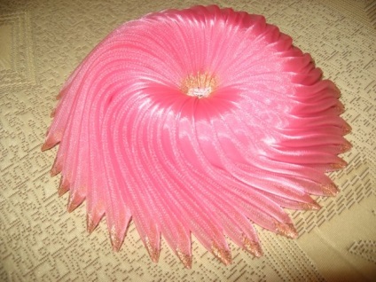 floare frumoasă a benzilor cu margele (flori de panglica de satin cu master-class margele rep) floare frumoasă a benzilor cu margele