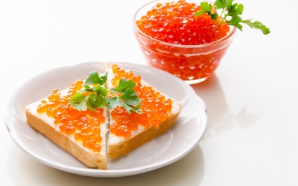 beneficii Red caviar si Harms, conținutul caloric (roșu) beneficii icre roșii și a efectelor nocive, calorii