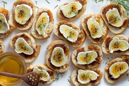 Crostini - aperitiv tradițional italian retete Crostini