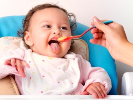 meniul copilului la 8 luni de alimente si dieta pe piept și prin Komarovsky hrăniți cu biberonul (putere) copil Meniu 8 luni nutritie si dieta pe piept si sticla-hrănite de Komarovsky