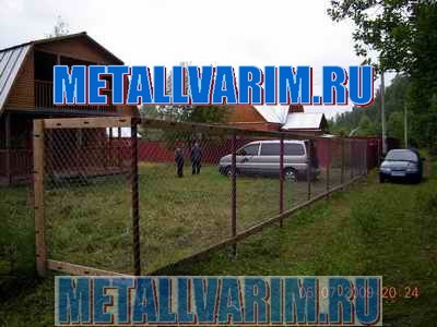 prozhiliny metalic între stâlpii (peretele profilului tubului) prozhiliny de metal între posturile