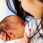 Fie că este posibil de san mama kiwi care alăptează hrănire (kiwi) Pot kiwi care alăptează mama alăptează