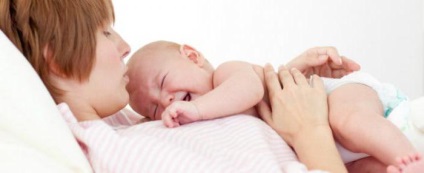 Poate una care alăptează căpșuni mama de reacție pentru copii (mama) Poate un copil care alăptează căpșuni mama de reacție