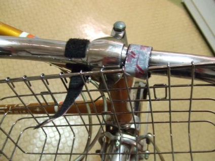 Muzică pe bicicleta cu mâinile (cu mâinile lor) Muzică pe bicicleta cu mâinile