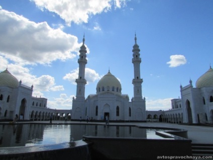 Cu mașina în Tatarstan (se va întoarce la dreapta) Cu mașina în Tatarstan