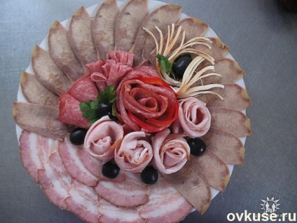 Tăierea pe masa festivă (carne, brânză) - rețete simple (de masă) Tăierea pe masa festivă (carne, brânză) - rețete simple,