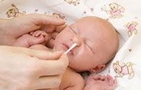nou-născut rinoree (nas care curge) nou-născut runny