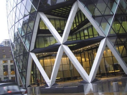 Zgârie-nori Mary Ax din Londra (St Mary Ax) Zgârie-nori Mary Axe din Londra