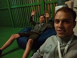 ramură a News (a participat la discuție) știri ramură