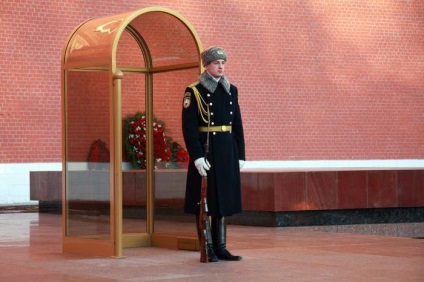 Responsabilitati ceas si paza ( „tovarășul soldat sergent) Responsabilitati ceas si paza