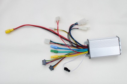 Prezentare generală Infineon controler 6 fet (Infineon 4110 Cellman) Privire de ansamblu controler 6 Infineon fet