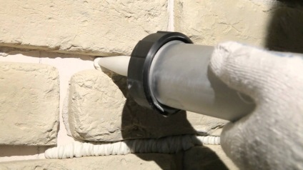 Decorarea pereții de piatră în sala - o instrucțiune detaliată (finisaj ziduri de piatră) Decorarea pereții de piatră, în holul de la intrare - instrucțiuni detaliate