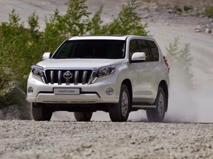 Pajero 4 sau Prado 150 care este mai bine de departe (Prado) Pajero 4 sau Prado 150 care este mai bine de departe