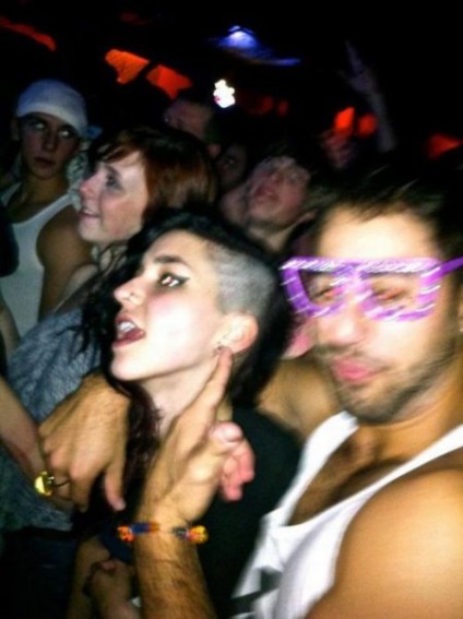 fani Skrillex (40 poze) (păr) fani Skrillex (40 poze)