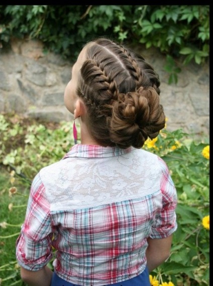 Coafuri pentru fete - idei mici împletituri foto pentru țesut (mici) Coafuri pentru fete - mici idei trese fotografie pentru țesut