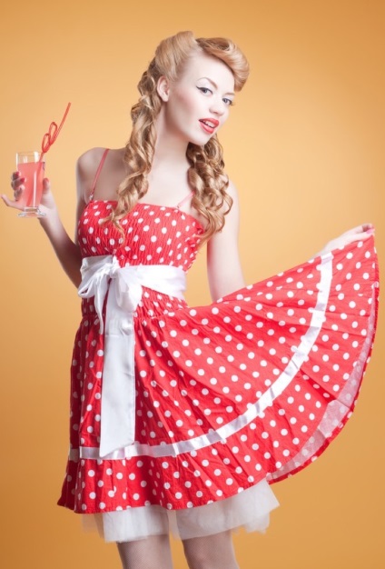Hairstyle pin-up (PIN up) 105 Fotografii (coafuri) Hairstyle pin-up (PIN up) 105 fotografii
