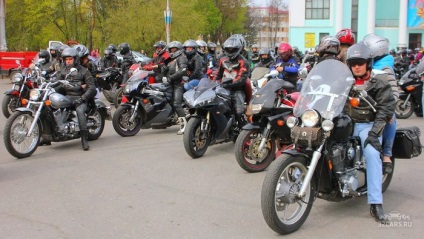 Înregistrarea în poliția rutieră documentele motociclete, înregistrarea, costurile (înregistrarea de înmatriculare a autovehiculelor în departamentul de poliție de trafic) Înregistrarea în poliție de trafic documente de motociclete, de înregistrare, costul